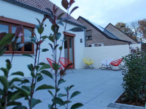 Attractive bungalow with fenced garden